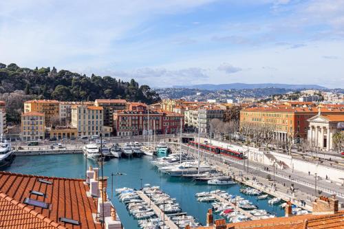 Quartier du Port Apartment | Extraordinary View on Port and Castle Hill - 1 Bdr & Parking