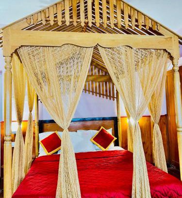 Kodaikanal Bed & Breakfast | Ezhil Royal Stay
