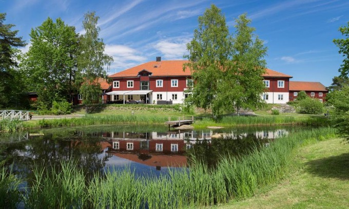 Varmdo Hotel | Fågelbro Säteri