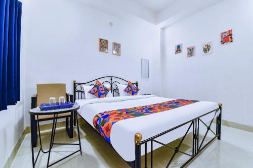 Gayariawas Hotel | FabExpress Sky Stay