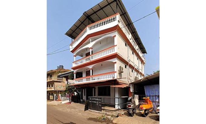 Nerul Hotel | FabExpress Vaibhav Guest House