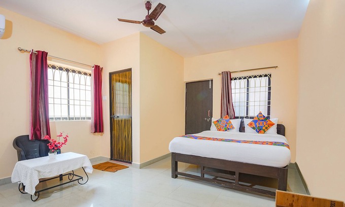 Nagoa Hotel | FabExpress Yash Prapti, Saligao