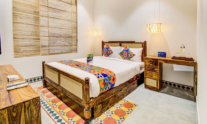 Indiranagar Hotel | Fabhotel Sanctuary Suites