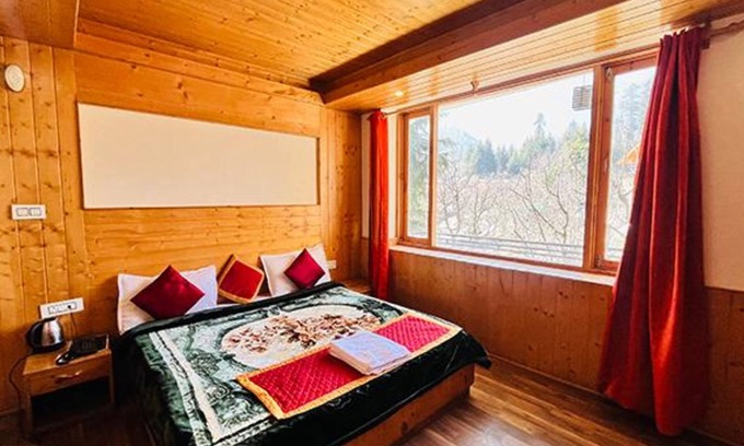 Burwa Hotel | Fabhotel Sky One Ski Resort