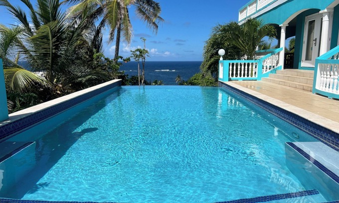 Basseterre House | Fabulous house minutes from the beach with a pool in beautiful St Kitts