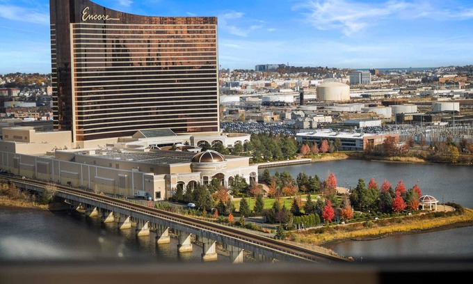 Assembly Square Apartment | fabulous View 3Bed 2Bath Apartment by Assembly Row