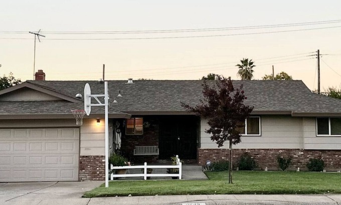 Carmichael House | Fair Oaks Family Fun!
