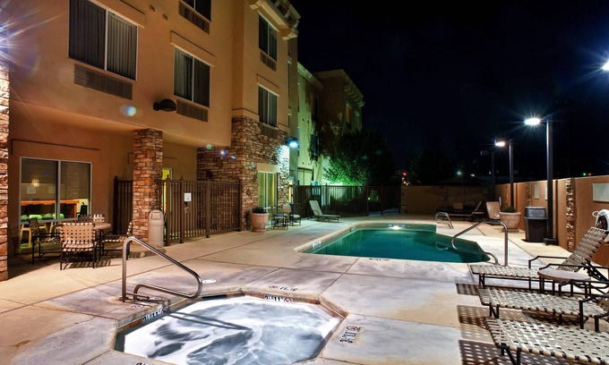 Roswell Hotel | Fairfield Inn and Suites by Marriott Roswell