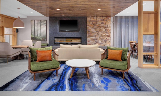 Salem Hotel | Fairfield Inn & Suites by Marriott Roanoke Salem