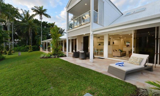 Port Douglas Apartment | Fairway Vistas - A Group Escape at Mirage Resort