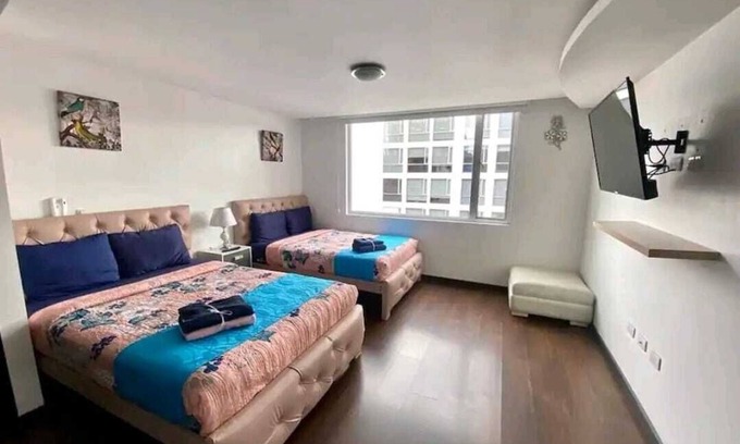 La Carolina Apartment | Family 6 Balcony La Carolina