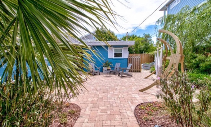 North Carolina Coast Cottage | Family and Dog Friendly Oasis One Block from Beach
