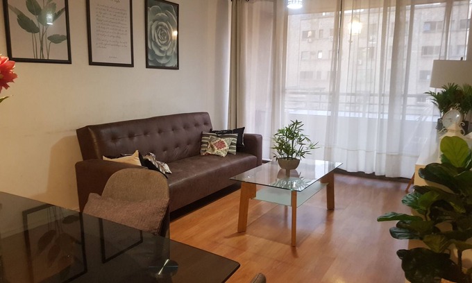 Downtown Santiago Apartment | Family Apartment + Free Parking - Metro Moneda