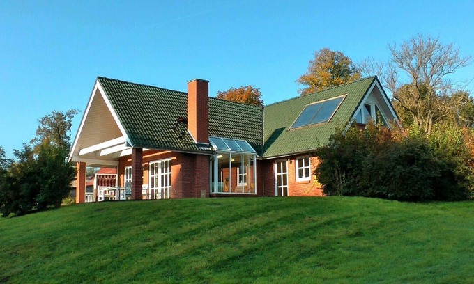 Redewisch House | Family-friend dream house with Sauna, quiet, large property with natural growth