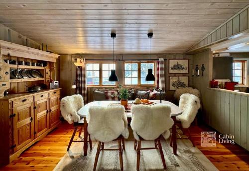 Sjusjoen House | Family-friendly cabin at Sjusjøen with ski trails, sauna and fireplace