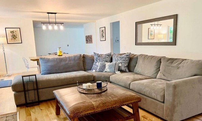 Mercer Island House | Family Friendly Home with easy access to downtown