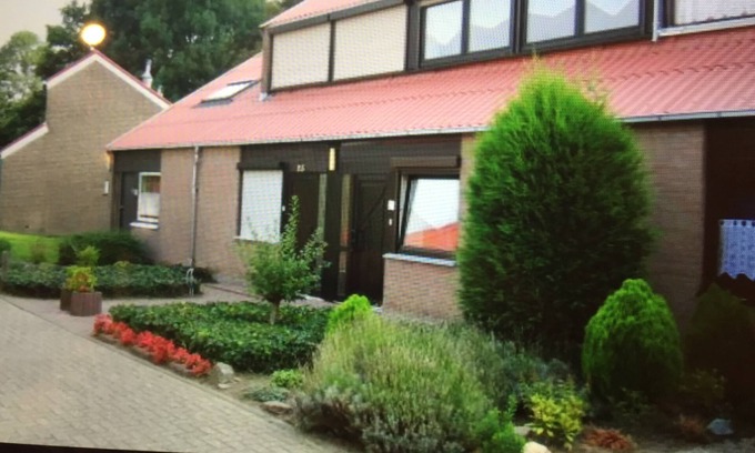 Bruinisse House | Family-friendly quiet FH, vacation park by the sea 17.-24.9.25Last min.
