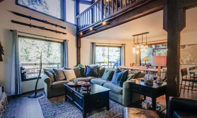 Kingswood Estates Cabin | Family-Friendly, Updated A-frame with Mountain Forest Views & Private Hot Tub