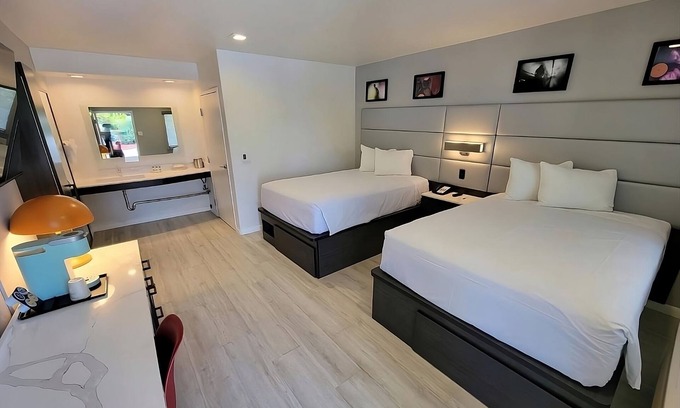 Newhall Hotel | Family Fun at California’s Great America Park! 4 Comfortable Units, Free Parking
