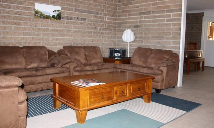 Marion Bay House | Family home away from home!