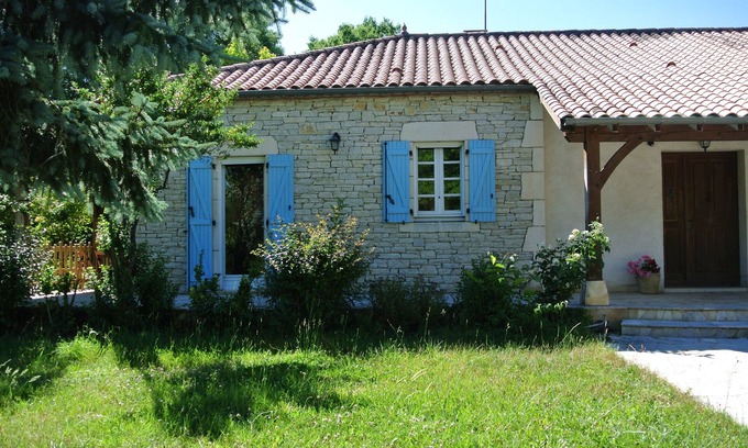 Thedirac House | Family home near major tourist attractions