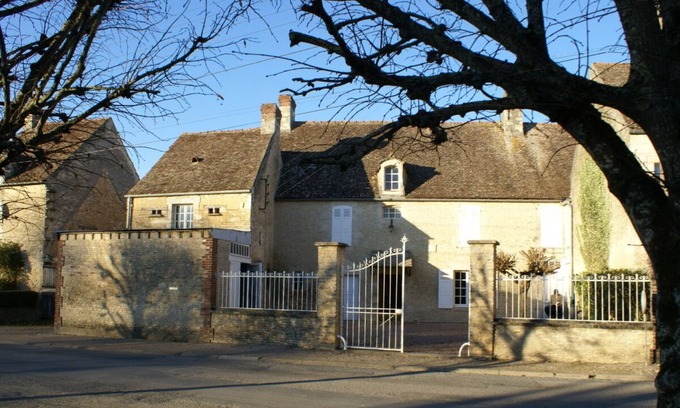 Damblainville House | Family house, indoor unheated swimming pool, sauna and garden near Falaise