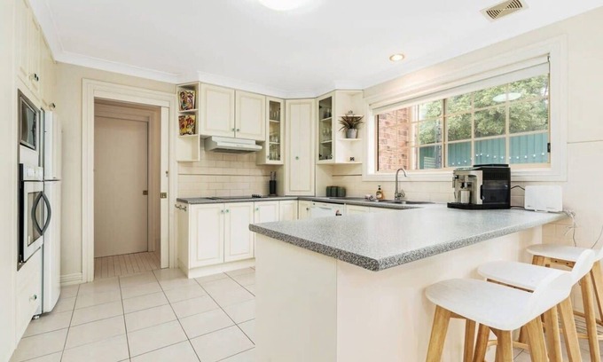 Surf Beach Apartment | Family Retreat - Surf Beach, NSW