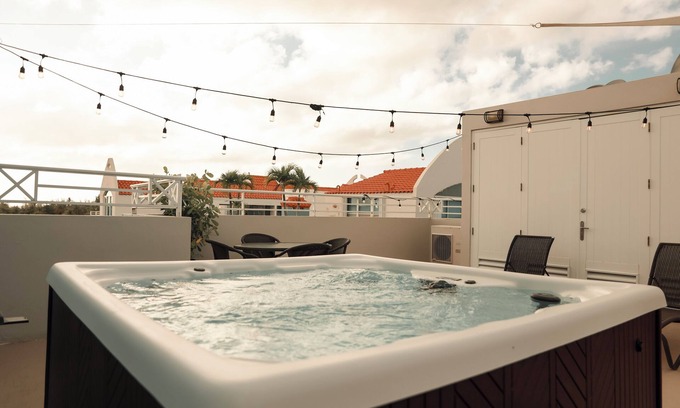Vilomar Apartment | Family Vacation Penthouse in lovely Luquillo with WiFi, AC