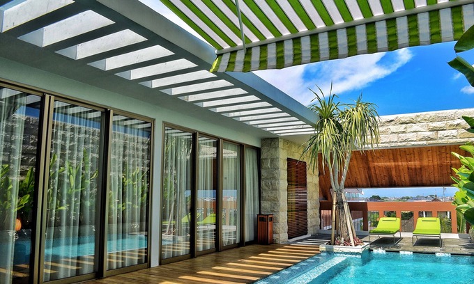 Dewi Sri Villa | Family Villa with City & Pool View (TSky Villa 1)