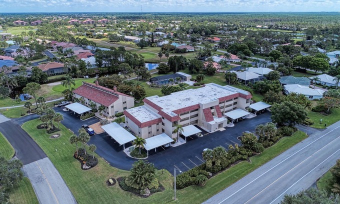 Burnt Store Marina Condo | Fantastic condo with AC in Punta Gorda and elevator access.