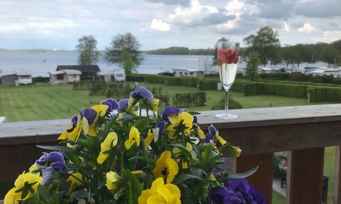 Dersau Apartment | Fantastic vacation apartment with pure lake view