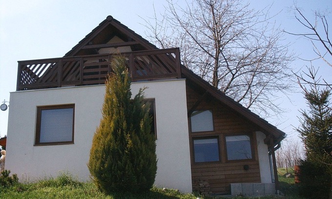 Polany House | far away and yet close
