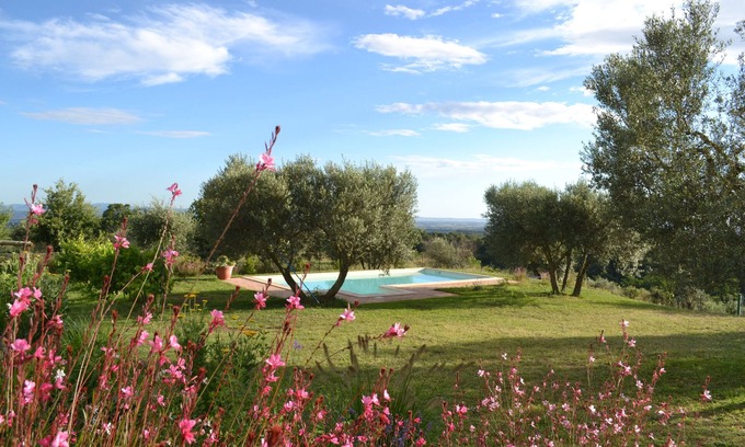 Montefiascone Villa | Farmhouse in Tuscia Viterbese with pool and large garden