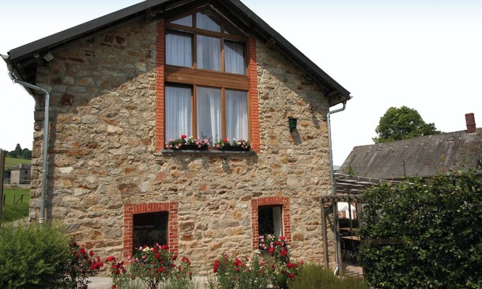 Ondenval Apartment | Farmhouse Stay in Ondenval