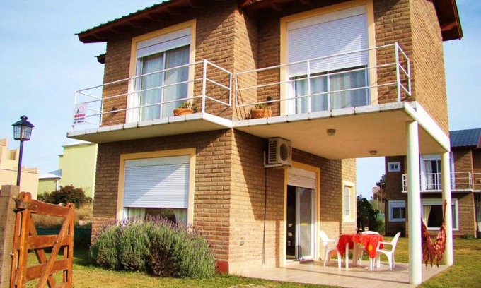 Monte Hermoso House | Faros de Sol