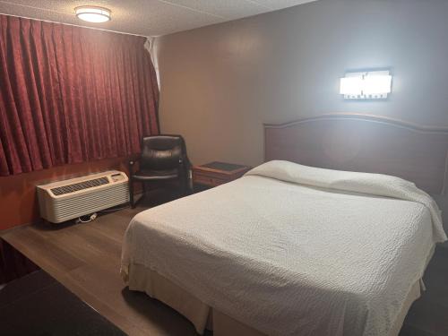 North Brunswick Hotel | Farrington Inn - North Brunswick