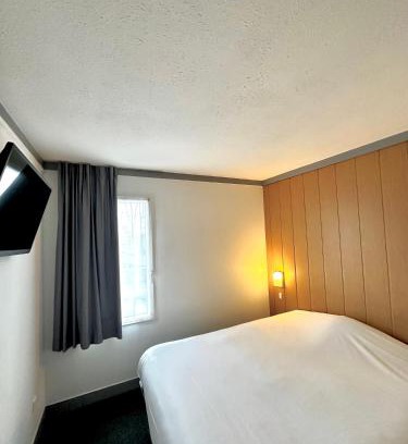 Laval Hotel | Fasthotel Laval