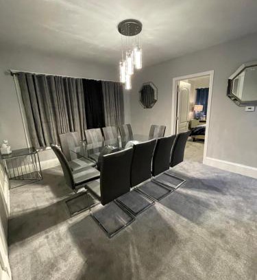 Springfield Apartment | fearlessRose Vacation Rental