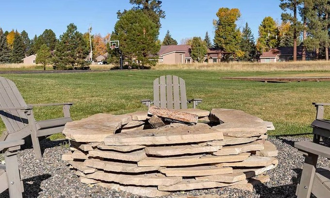 Pagosa Springs Resort | Feb 6-10! Large 2-bedroom resort in amazing Pagosa Springs - Sleeps 8