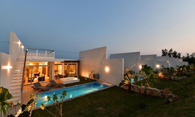 Miyakojima Villa | Feliz Villa Suite Irabujima Sawada