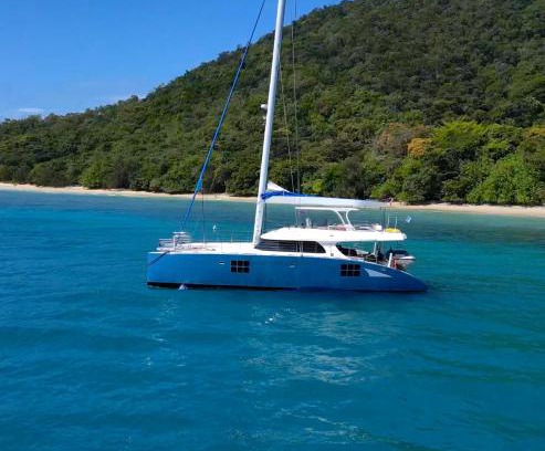 Hayman Island Boat Rental | Feng