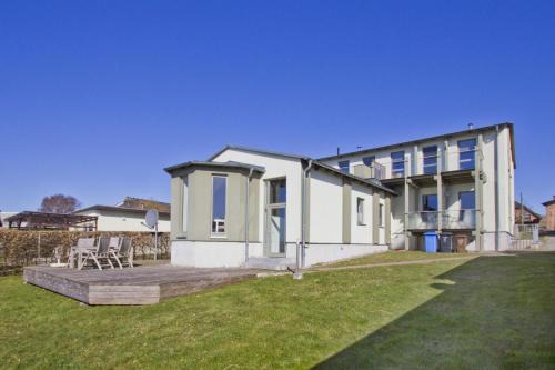 Gross Zicker Apartment | Ferienhaus Distelfink FeWo 04 Terrasse, Meerblick