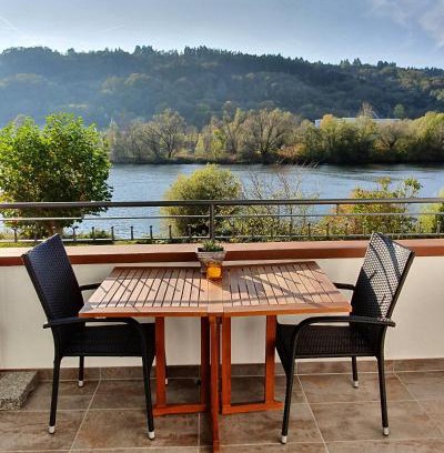 Zell Apartment | Ferienhaus Inselblick in Traumlage mit Balkon und Panoramablick