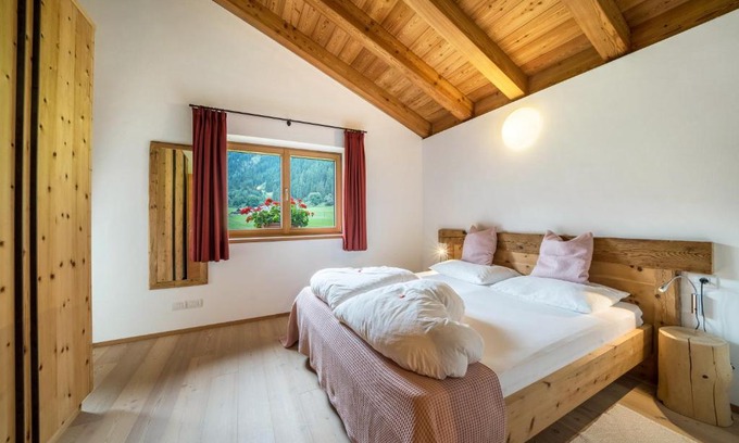 Racines Apartment | Ferienhaus Larch Soge Apt Helmuth