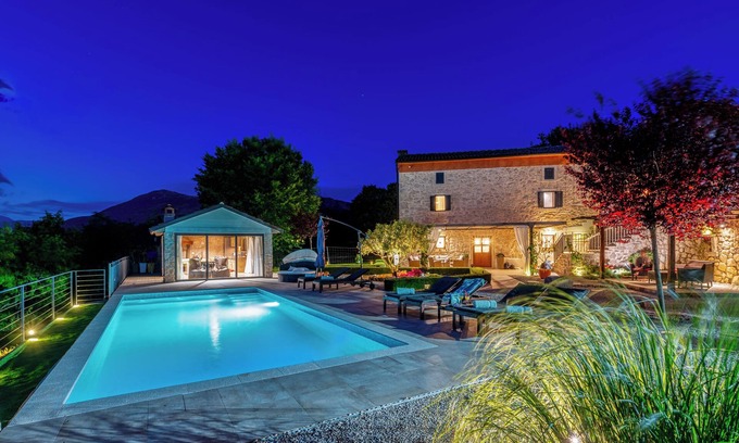 Ripenda Verbanci Villa | Ferienhaus Villa Veselici