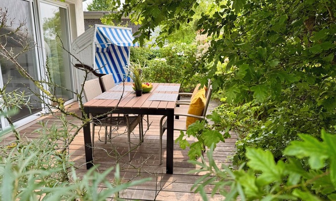 Ostseebad Dierhagen Apartment | Ferienwohnung mit Terrasse und Strandkorb Direkt Hinter dem Deich