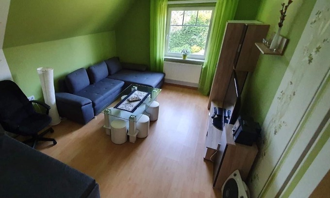 Detern Apartment | Ferienwohnung/app. für 9 Gäste mit 90m² in Detern