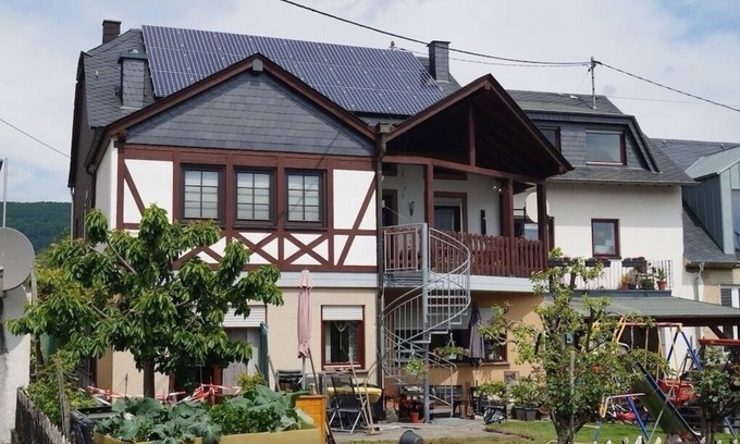 Niederemmel Apartment | Ferienwohnung/app. für 5 Gäste mit 75m² in Piesport