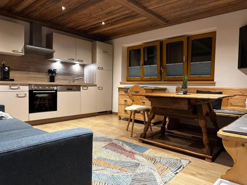 Stummerberg Apartment | Ferienwohnung Bergzua