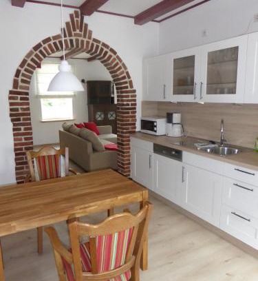 Grosefehn Apartment | Ferienwohnung Elise im Gulfhof am Kanal